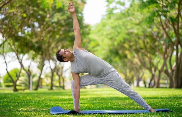 Hatha Yoga’nın Yaşam Tarzına Etkisi: Sağlıklı ve Dengeli Yaşam