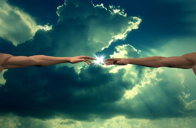 Evrensel Bağlantı ve Spiritüel Birlik: Kendi Benliğimizi Aşarak Diğerleriyle Bir Olma